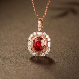 1.30 Karat Yakut Pırlantalı Kolye