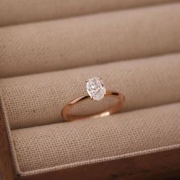 0.70 Karat Oval Kesim Pırlanta Rose Gold Tektaş Yüzük