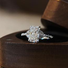 1.20 Karat Radiant Kesim Pırlanta Tektaş Yüzük