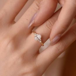 0.80 Karat Oval Kesim Vintage Pırlanta Tektaş Yüzük