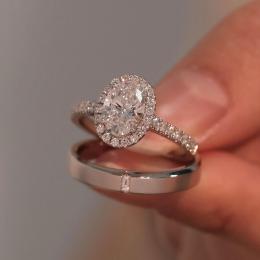 1.10 Karat Oval Kesim F SI1 GIA Halo Tasarım Pırlanta Tektaş Yüzük