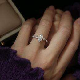1 Karat Markiz Kesim Pırlanta Tektaş Yüzük