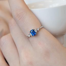0.75 Karat Safir Pırlantalı Yüzük