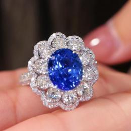 3.80 Karat Safir Pırlantalı Yüzük