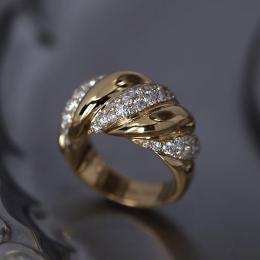 0.50 Karat Özel Tasarım Sarı Altın Pırlanta Yüzük