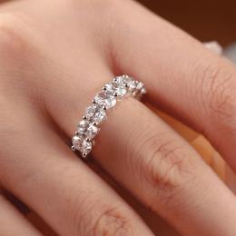 2 Karat Oval Kesim Pırlanta Yarımtur Yüzük