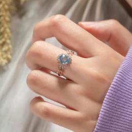 2.30 Karat Mavi Topaz Pırlantalı Yüzük